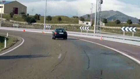 FOTO_La curva ser&aacute; arreglada para evitar m&aacute;s accidentes