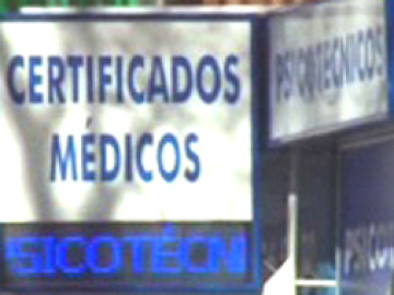 El 70 de los centros para renovar el carn&eacute; incumplen la legislaci&oacute;n 
