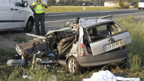 Mueren ocho personas en las carreteras durante el fin de semana