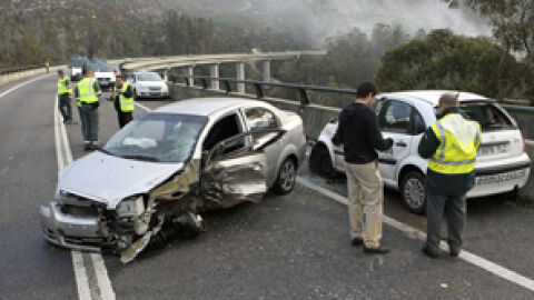 Mueren cuatro personas en las carreteras durante el fin de semana Mueren cuatro personas en las carreteras durante el fin de semana