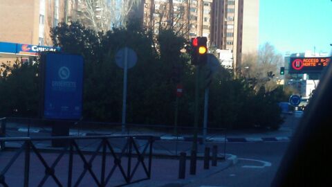 Las luces del semáforo se contradicen