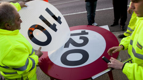 Se vuelven a cambiar las pegatinas