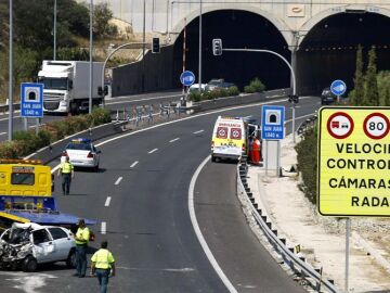Fallecen 14 personas en las carreteras espa&ntilde;olas