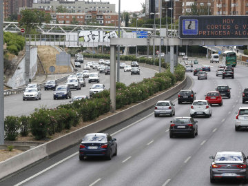 Tr&aacute;fico de salida de Madrid por la A1