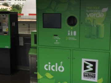 Billetes de Metro a cambio de botellas recicladas 