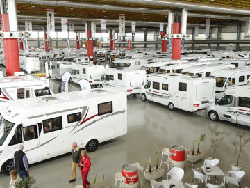 Imagen de archivo de autocaravanas en una edici&oacute;n de la feria Caravaning.