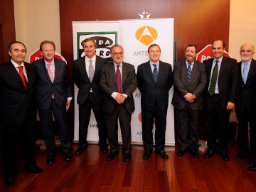 La Comunidad Autónoma de Murcia, el RACC, Jordi Jané y el portal PrSeguridadVial, galardonados en la primera edición de los Premios Ponle Freno