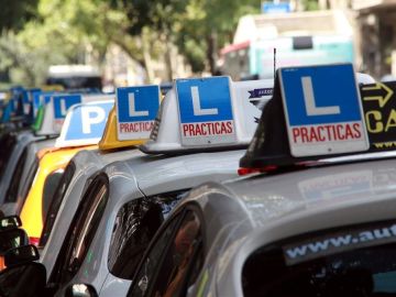 Coches de autoescuela 