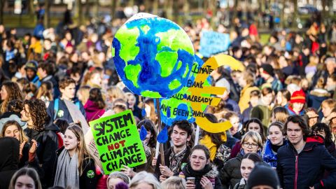 Los estudiantes europeos se manifiestan para pedir medidas contra el cambio clim&aacute;tico