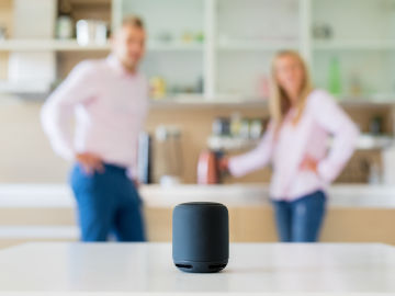 Los asistentes virtuales ya no podr&aacute;n usar tus conversaciones sin tu consentimiento.