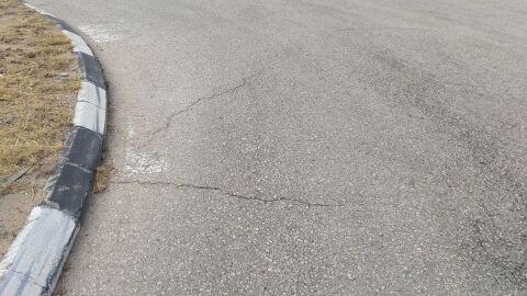 Rotonda resbala mojada como el HIELO Rotonda gasolinera EL CISNE de la población de SILLA