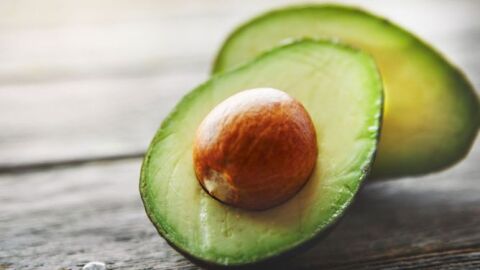 Como pelar un aguacate HOGARMANÍA