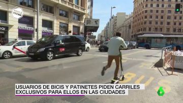 Asociaciones de usuarios de bicicletas y patinetes piden carriles exclusivos 