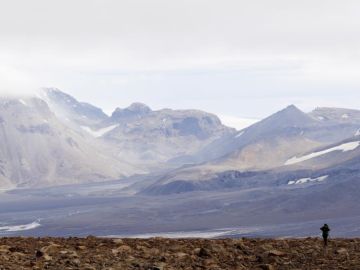 Investigadores comprueban los efectos de la subida de las temperaturas en el suelo de Islandia