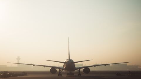 Avi&oacute;n