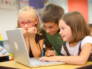 Google Education ofrece herramientas para niños con pocos recursos.