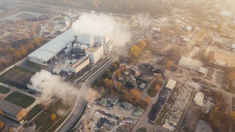 Contaminaci&oacute;n en una f&aacute;brica