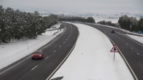 Nieve en Madrid, carreteras cortadas y estado del tráfico por el temporal filomena en España