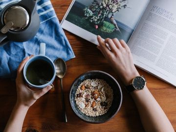 desayuno y lectura