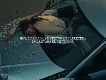 Tr&aacute;fico reutiliza las duras im&aacute;genes de un anuncio de 1973 para insistir en el uso del cintur&oacute;n de seguridad 