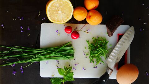 Verduras, frutas y lácteos. 