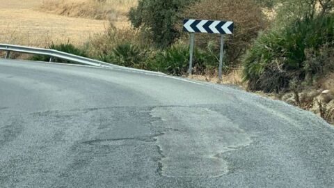 Carretera de Málaga en un estado muy peligroso