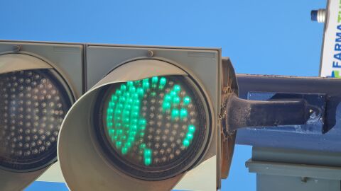 Semáforos fundidos y pasos de peatones desdibujados en Murcia Semáforos fundidos y pasos de peatones desdibujados en Murcia