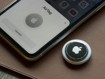 Un dispositivo iPhone detecta un AirTag cerca de &eacute;l