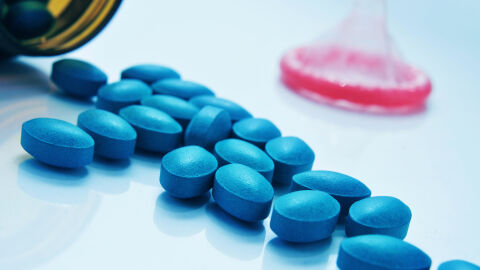 Pastillas y preservativos