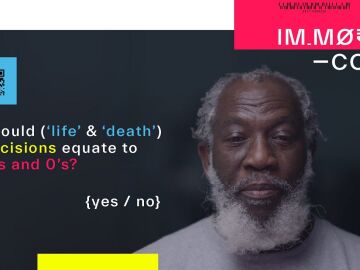 Fotograma del documental Immoral Code