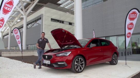 Los falsos mitos sobre la seguridad en los coches eléctricos Los falsos mitos sobre la seguridad en los coches eléctricos