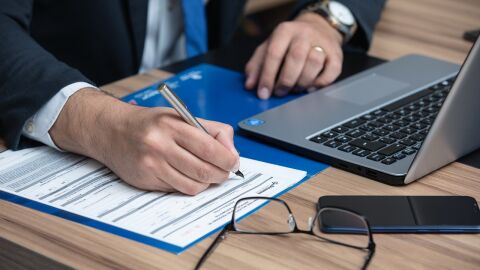 Abogados con antecedentes por violencia de género no podrán asistir a víctimas de maltrato Abogados con antecedentes por violencia de género no podrán asistir a víctimas de maltrato