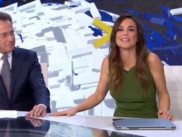 Matías Prats y Mónica Carrillo - Antena 3 Noticias 1 FDS