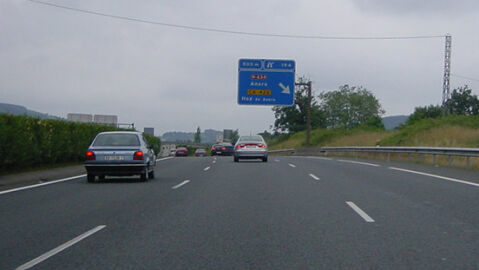 Coches por autovía