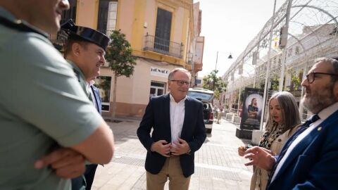 Eduardo de Castro, presidente de Melilla, con Carlos Alsina en ‘Más de uno’: “En Melilla todo el mundo ha pasado por la compra de votos”