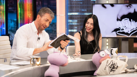 Antena 3 gana el jueves y reina en Prime Time con lo más visto y con ‘El Hormiguero’. ‘Aruser@s’ sigue líder en la mañana Antena 3 gana el jueves y reina en Prime Time con lo más visto y con ‘El Hormiguero’. ‘Aruser@s’ sigue líder en la mañana