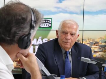 Josep Borrell, con Carlos Alsina en ‘Más de uno’: “Todos queremos la paz, pero hay que saber qué clase de paz queremos”