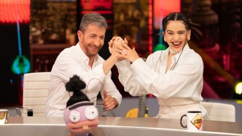 Antena 3, TV líder del lunes, arrasa en Prime Time y 'El Hormiguero' es lo más visto. 'Aruser@s', líder en la mañana, un día más Antena 3, TV líder del lunes, arrasa en Prime Time y 'El Hormiguero' es lo más visto. 'Aruser@s', líder en la mañana, un día más