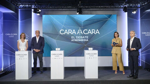 Pedro Sánchez será el primero en intervenir y Alberto Núñez Feijóo cerrará ‘Cara a Cara. El Debate’ del próximo lunes en ATRESMEDIA Pedro Sánchez será el primero en intervenir y Alberto Núñez Feijóo cerrará ‘Cara a Cara. El Debate’ del próximo lunes en ATRESMEDIA