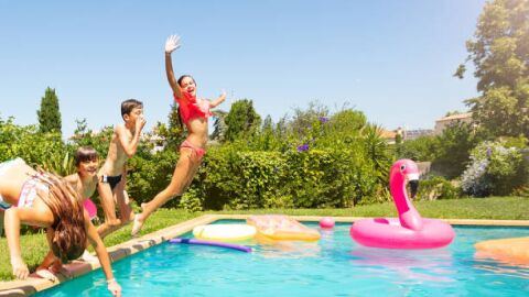 Los consejos que debes seguir este verano para prevenir lesiones en actividades acu&aacute;ticas 