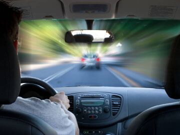 La iniciativa veraniega 'Ve, vuelve y vive' de STOP accidentes arranca para concienciar sobre la siniestralidad vial