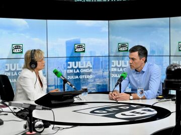 Pedro Sánchez, en ‘Julia en la onda’: “Mi quiniela es: primera fuerza, PSOE; Sumar, tercera… y otros cuatro años de gobierno de coalición progresista”