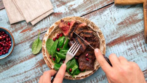 Comer carne roja se asocia con más riesgo de diabetes de tipo 2 Comer carne roja se asocia con más riesgo de diabetes de tipo 2