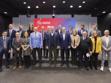 Ponle Freno re&uacute;ne a su comit&eacute; de expertos, asesorado por Carlos S&aacute;inz, para poner en com&uacute;n las acciones previstas este 2024 