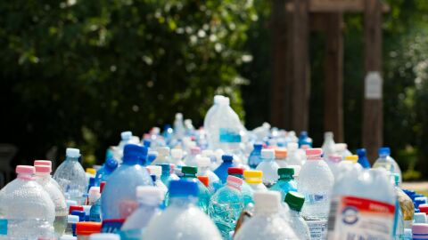 La UE acuerda reducir en un 15% los residuos de envases en 2040