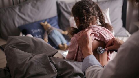 Reducir las emisiones de los vehículos de motor puede mejorar la salud de los niños Reducir las emisiones de los vehículos de motor puede mejorar la salud de los niños