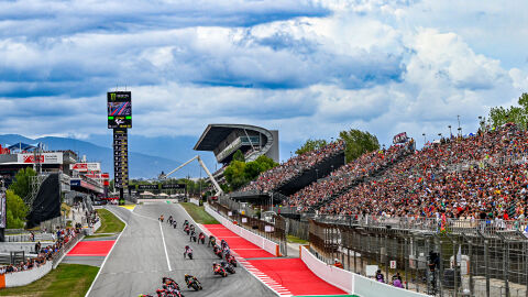 Atresmedia TV alcanza un acuerdo con DAZN y MotoGP™ para la emisión en abierto de los grandes premios de España, Cataluña y Valencia Atresmedia TV alcanza un acuerdo con DAZN y MotoGP™ para la emisión en abierto de los grandes premios de España, Cataluña y Valencia