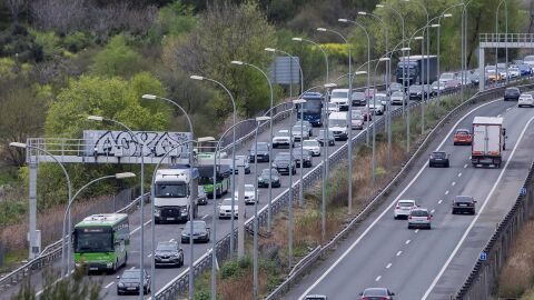 Al menos 26 fallecidos en las carreteras españoles durante la Semana Santa, según balance provisional