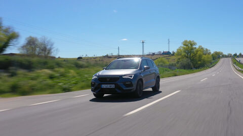 Ponle freno Travel Assist 1 Coche en carretera