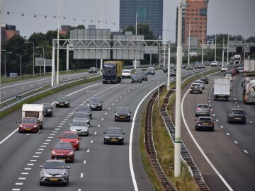 Tr&aacute;fico activa un dispositivo especial para gestionar m&aacute;s de 7,5 millones de desplazamientos por carretera